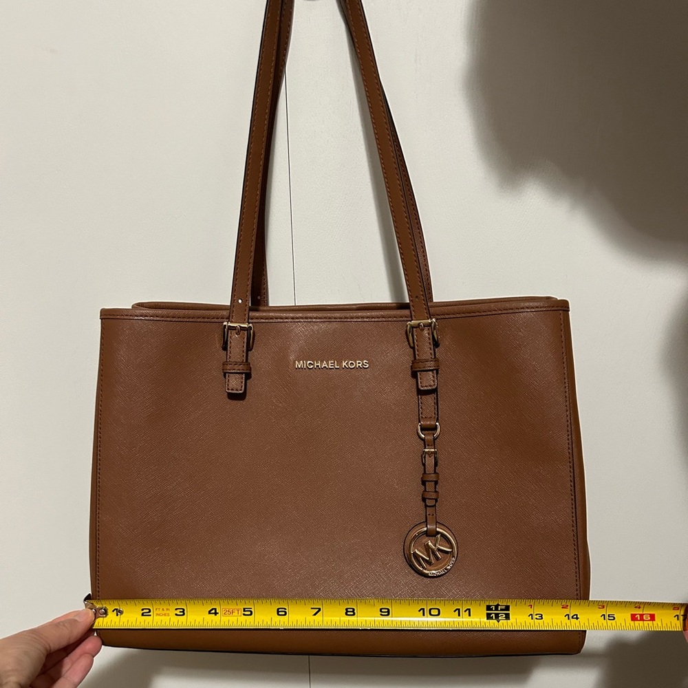 Michael Kors Jet Set Safiano Leather tote bag light brown - Picture 10 of 15